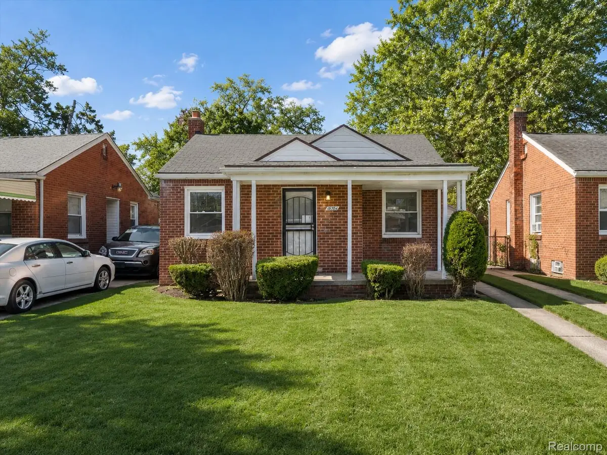 18704 Sunderland Road, Detroit, MI 48219 - #1