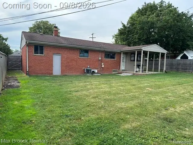 1136 N Selfridge Boulevard, Clawson, MI 48017 - #2