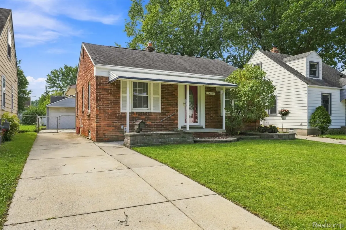 24911 Cooke Street, Dearborn, MI 48124 - #1