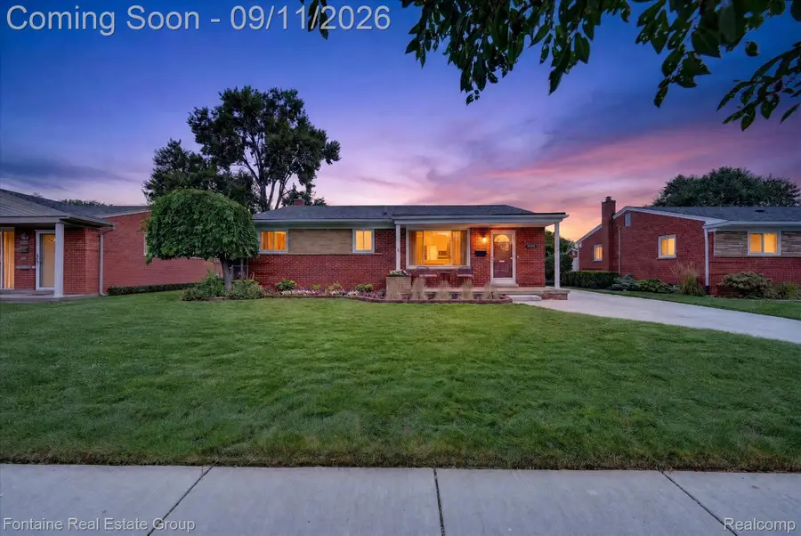 30990 Orangelawn Street, Livonia, MI 48150 - #2