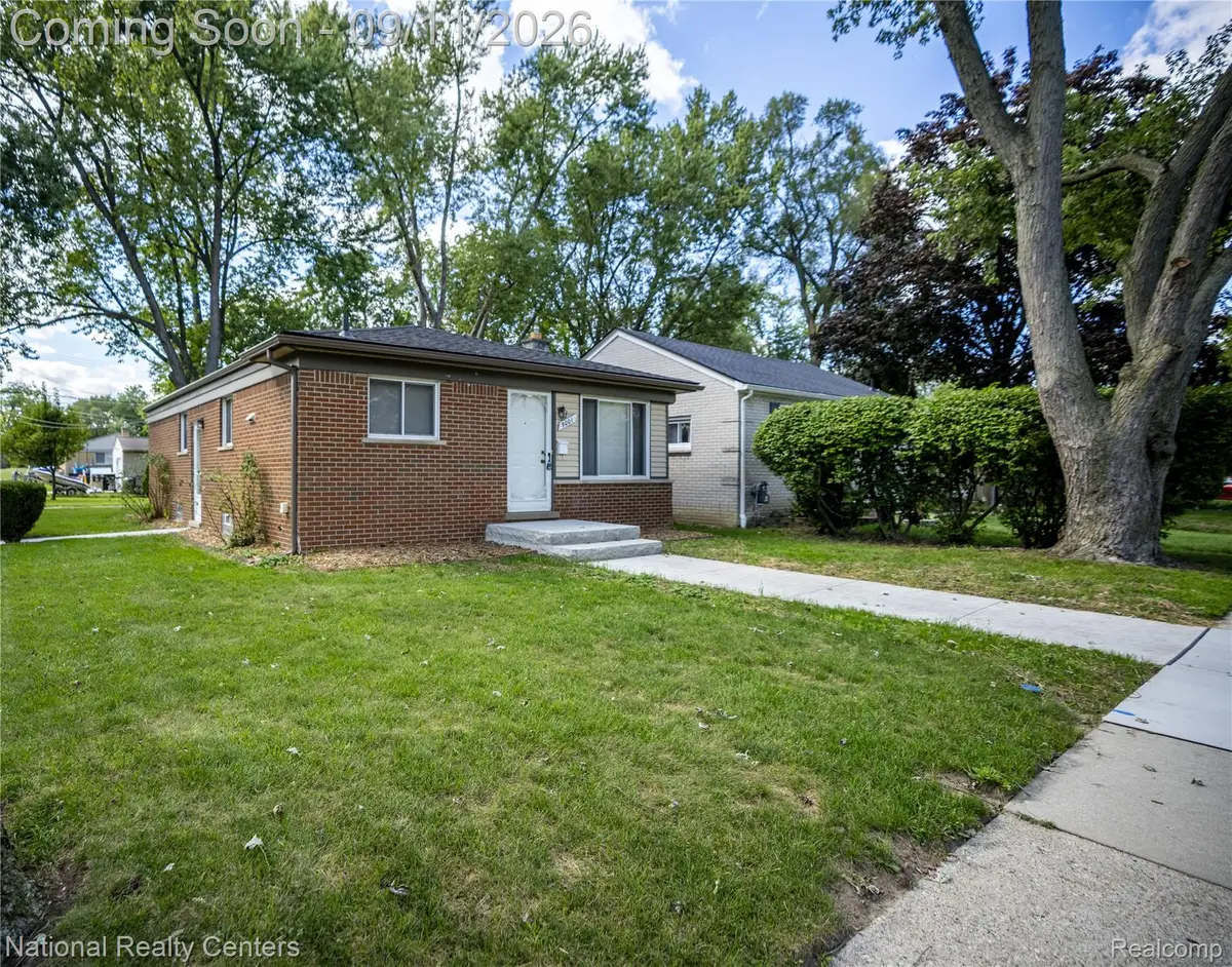 9001 Fremont Street, Livonia, MI 48150 - #1