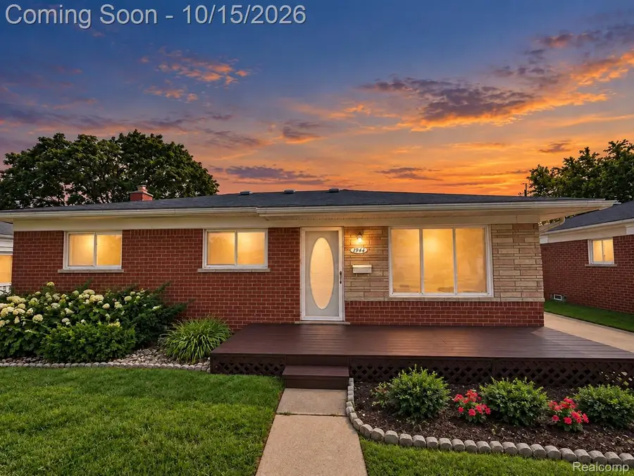 1944 Common Road, Warren, MI 48092 - #2