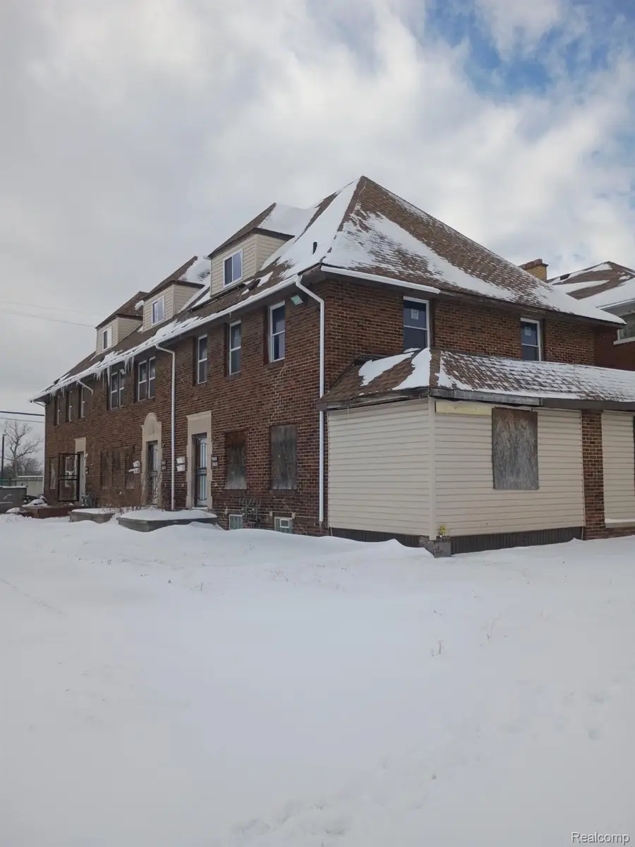 9609 Dexter Avenue, Detroit, MI 48206 - #2
