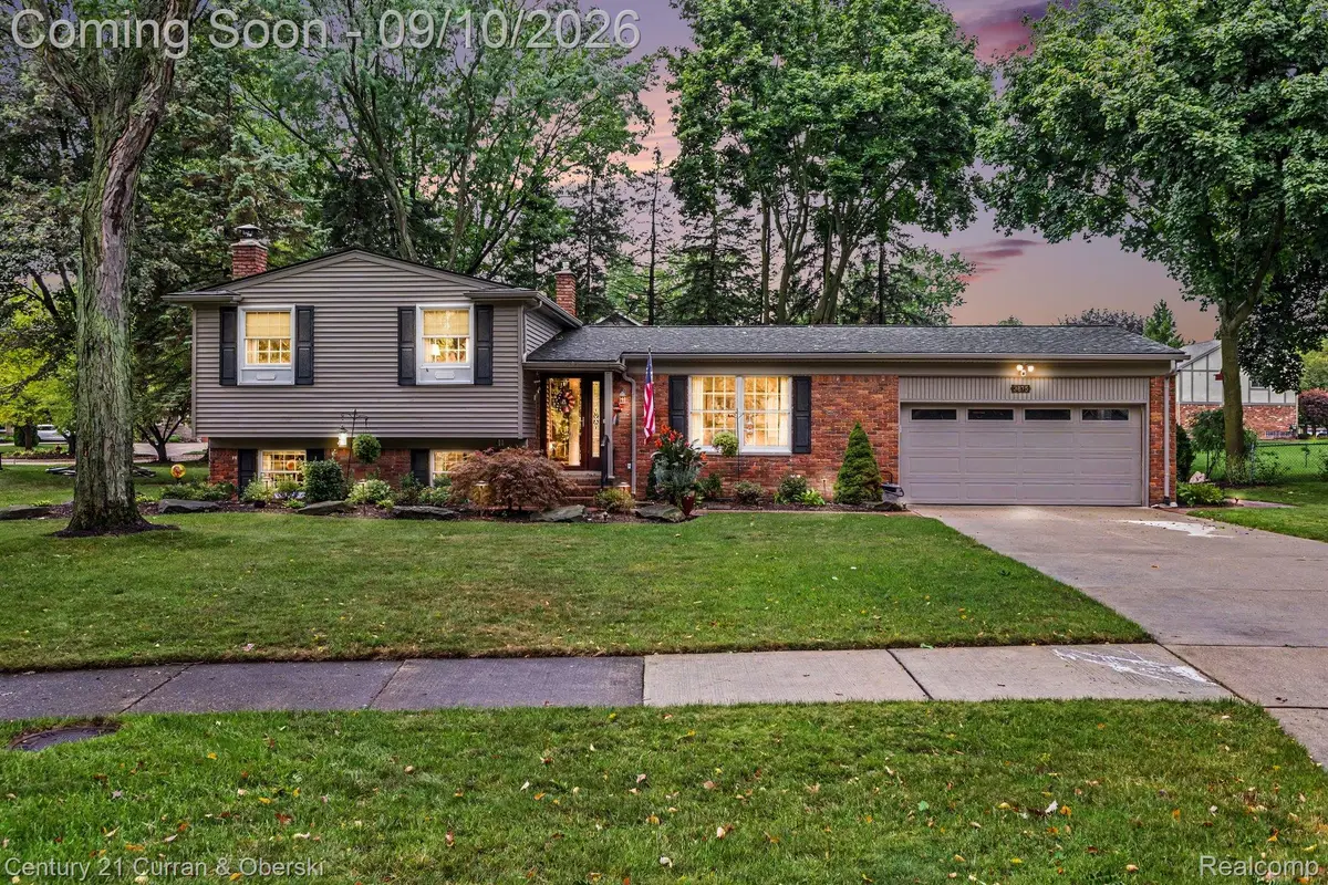 3875 Elizabeth Drive, Troy, MI 48084 - #1