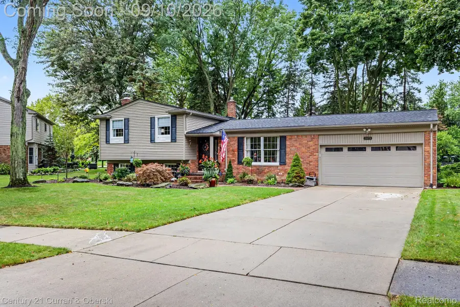 3875 Elizabeth Drive, Troy, MI 48084 - #2