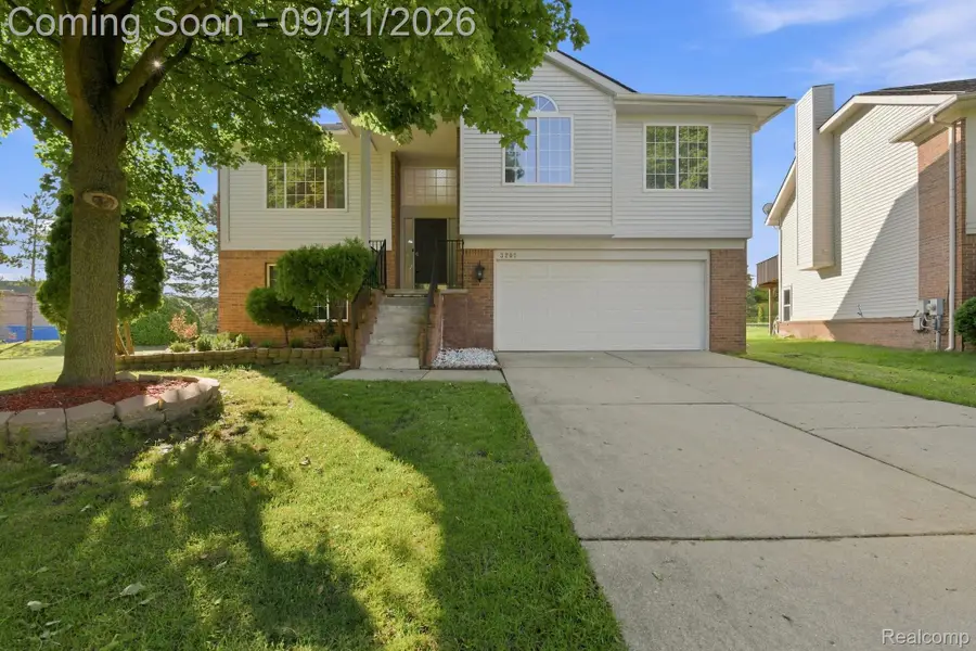 3201 Lynhurst Court, Rochester, MI 48306 - #3