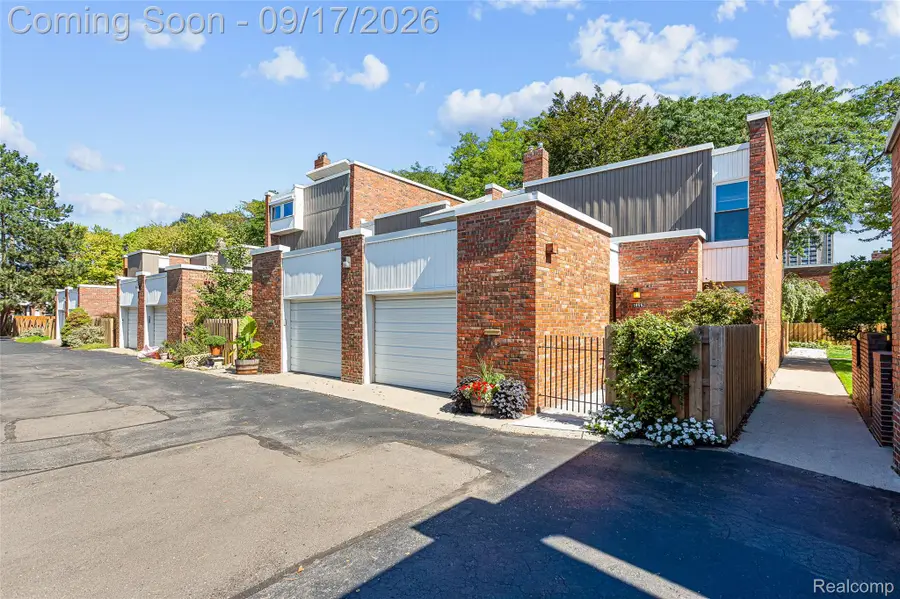 1955 Hyde Park Drive, Detroit, MI 48207 - #2