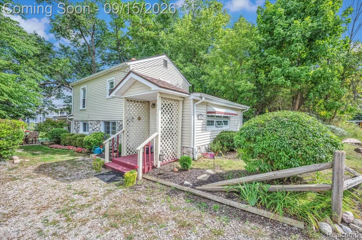 219 Brittain Drive, Lake Orion, MI 48362 - #1