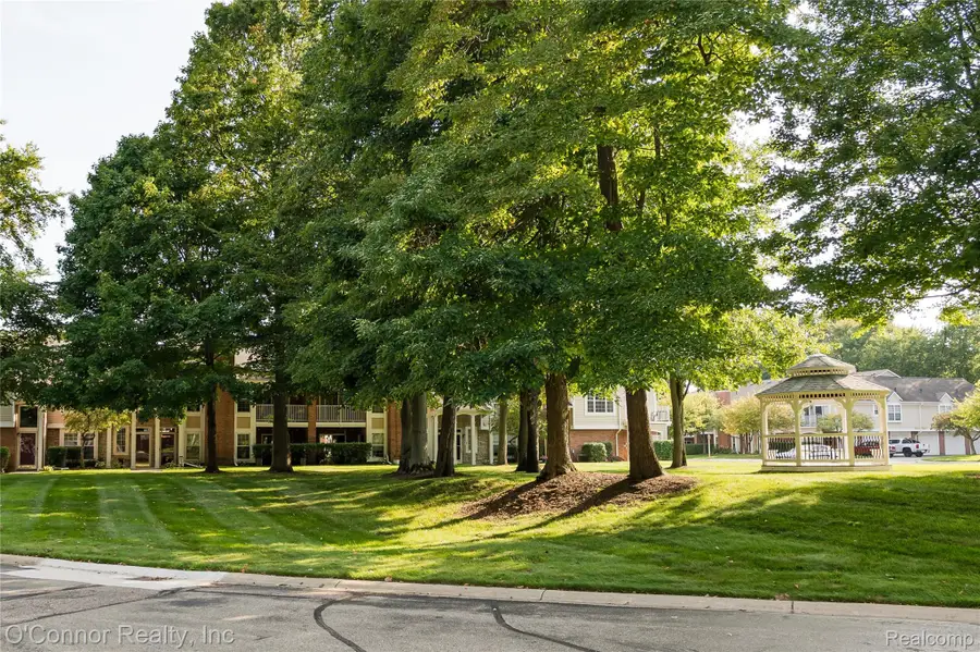 56242 Troon N, Shelby, MI 48316 - #2
