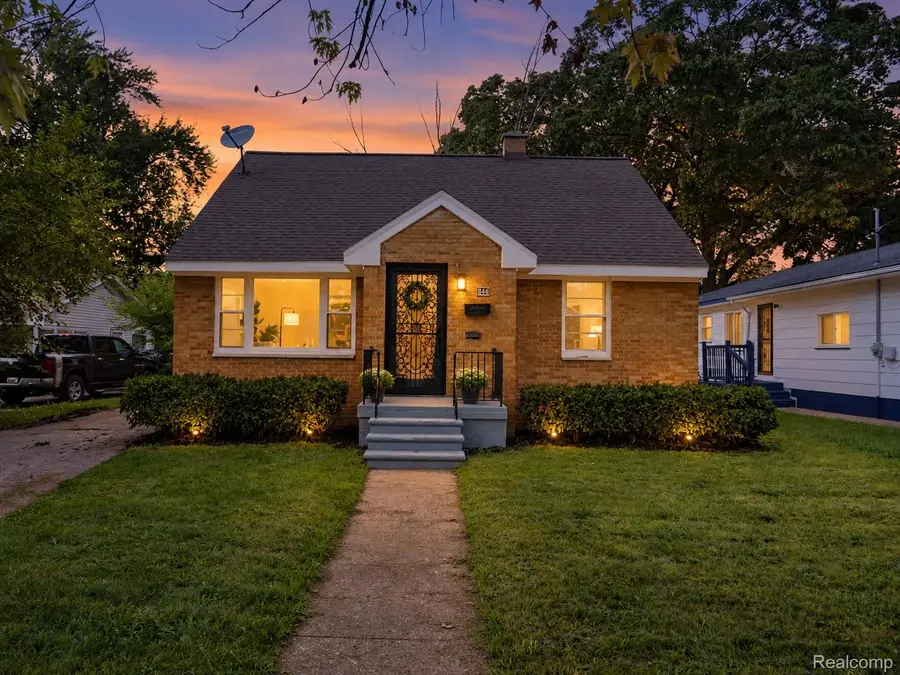 844 Amity Avenue, Muskegon, MI 49442 - #3