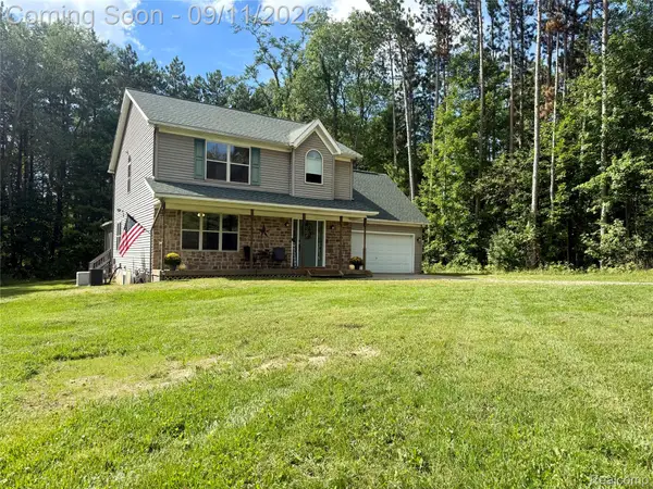 3301 Pine Bluff Court, Columbiaville, MI 48421