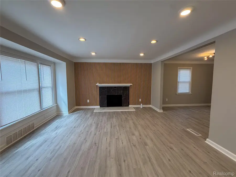 15326 Mansfield Street, Detroit, MI 48227 - #3