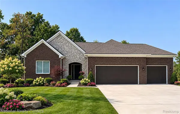 941 Guenevere Drive, Oxford, MI 48371