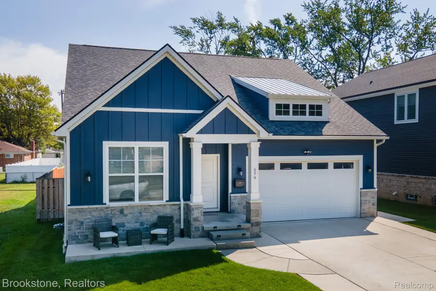 579 S Bywood Avenue, Clawson, MI 48017 - #2
