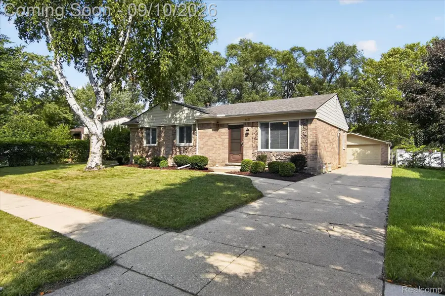 9627 Jackson Street, Van Buren, MI 48111 - #2