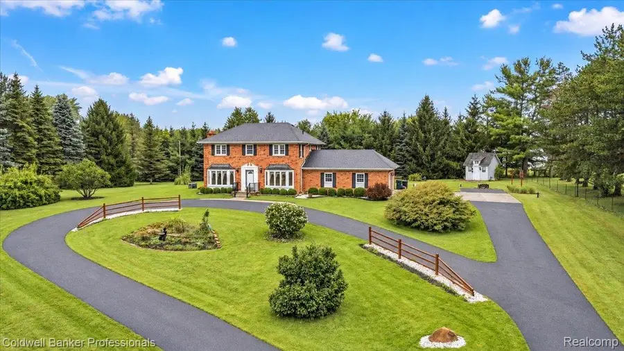 1405 Mckail Road, Leonard, MI 48367 - #2