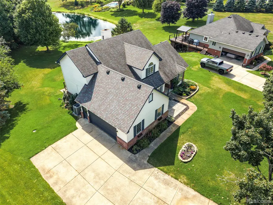 221 Maplewood Drive, Clarkston, MI 48348 - #2