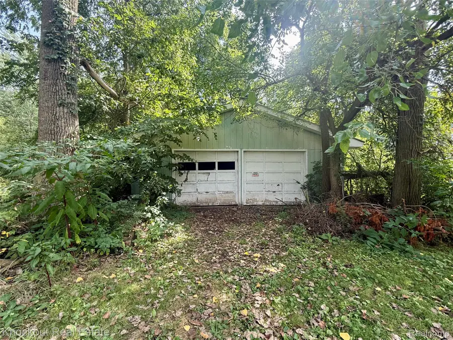 257 W State Street, Montrose, MI 48457 - #2