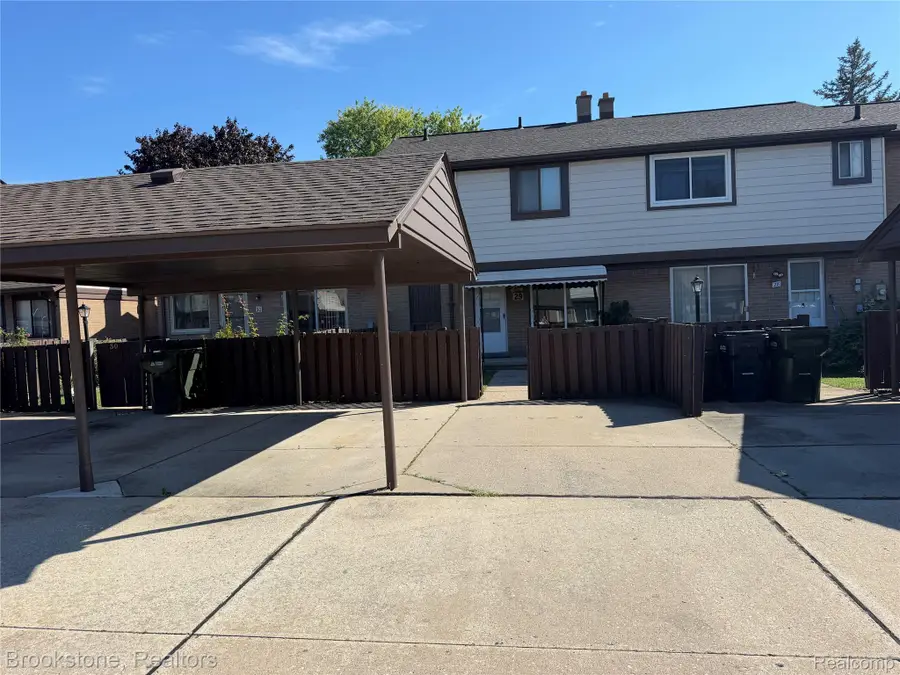 8401 18 Mile Road #29, Sterling Heights, MI 48313 - #2