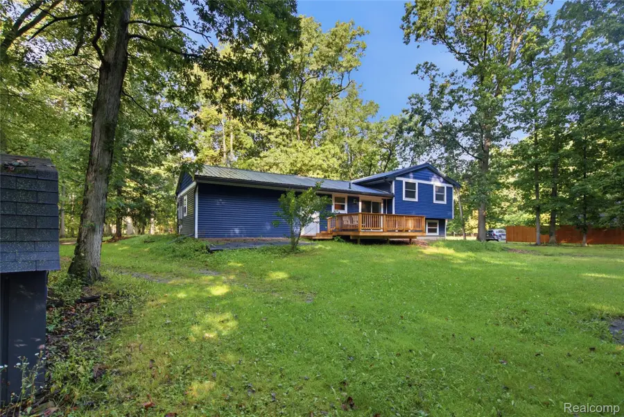 19305 Taylor Lake Road, Holly, MI 48442 - #2