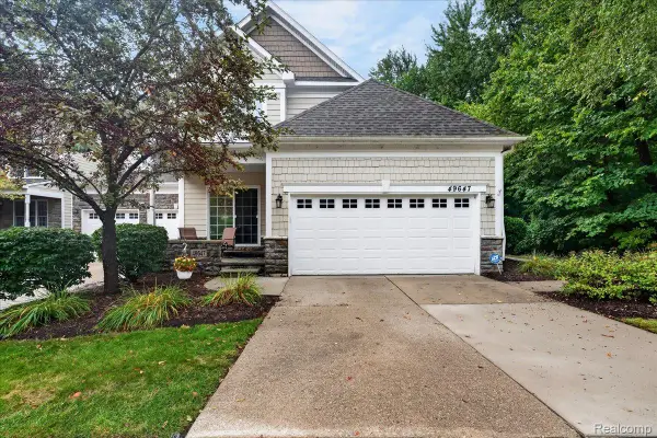 49647 Timber Trail, Novi, MI 48374