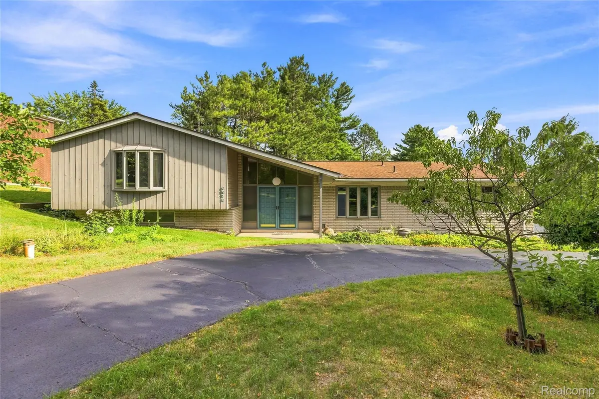 6579 Balmoral Terrace, Clarkston, MI 48346 - #1