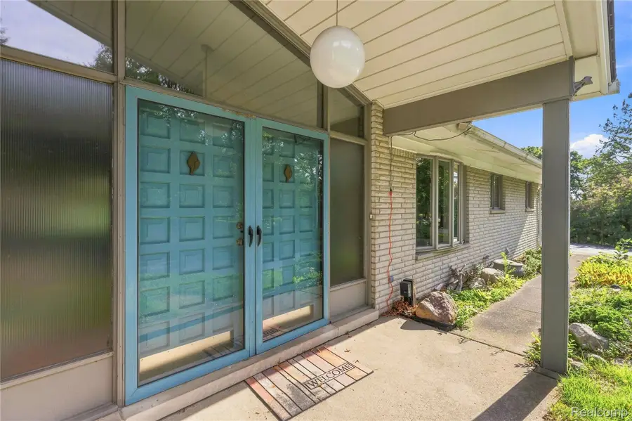 6579 Balmoral Terrace, Clarkston, MI 48346 - #3