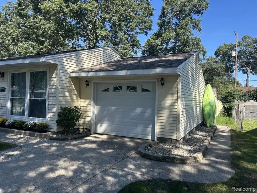 1702 Leif Avenue, Muskegon, MI 49441 - #2