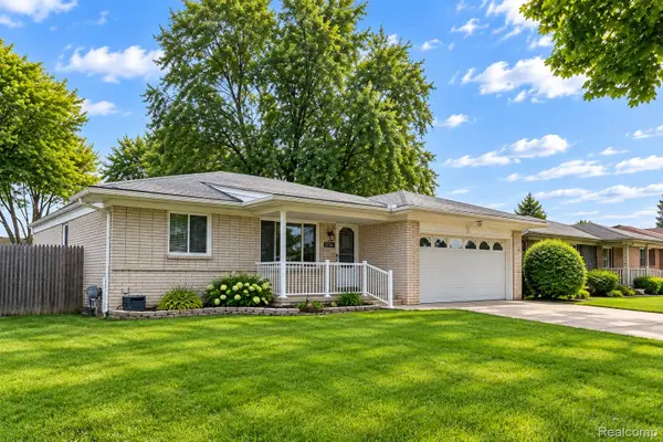 41654 Harvard Drive, SterlingHeights, MI 48313