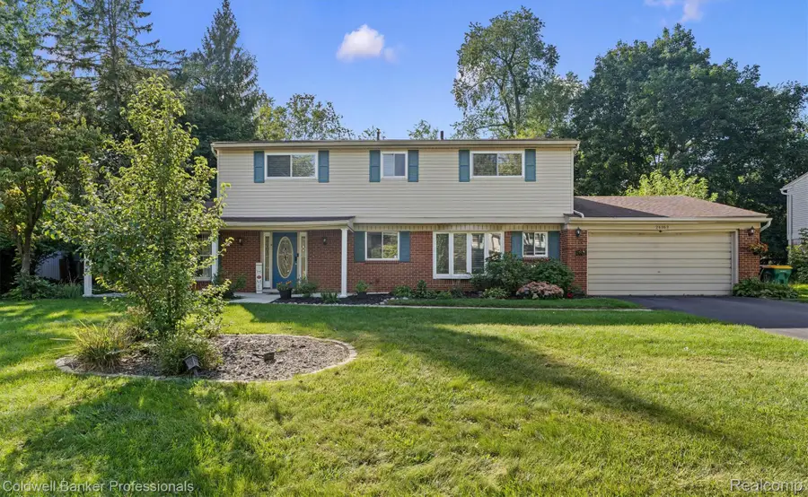 26163 Westmeath Street, Farmington Hills, MI 48334 - #2