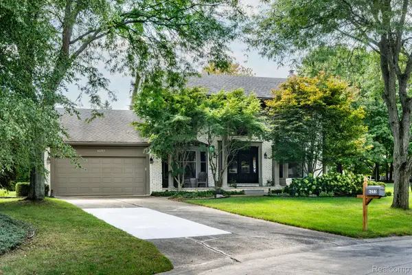 6253 Fairbrook Court, WestBloomfield, MI 48322