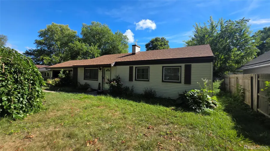 37256 Garvin Street, Clinton Township, MI 48036 - #2