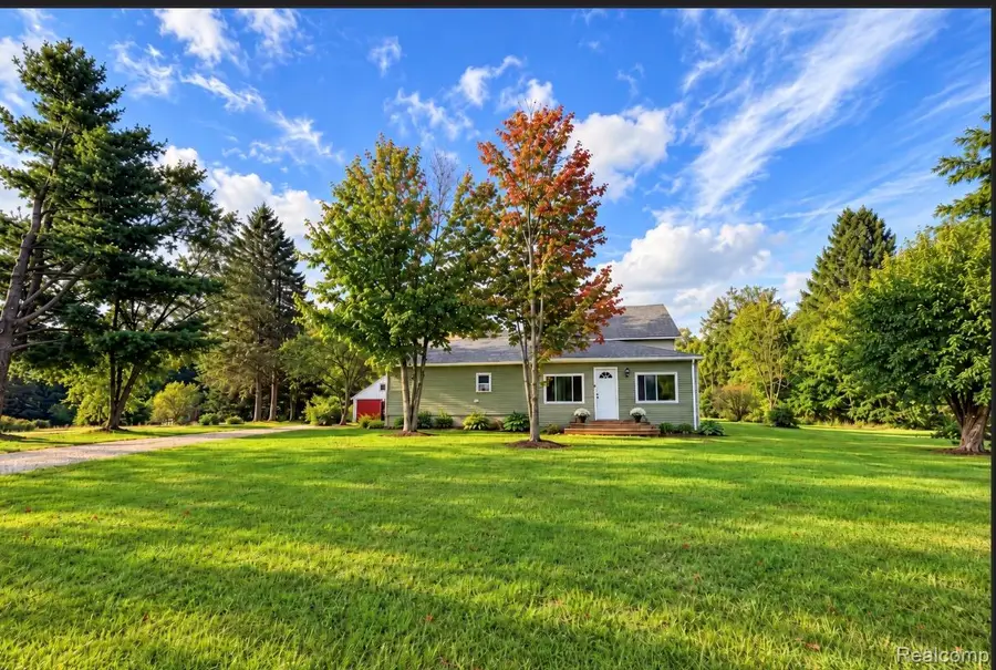 10173 E Mount Morris Road, Davison, MI 48423 - #2
