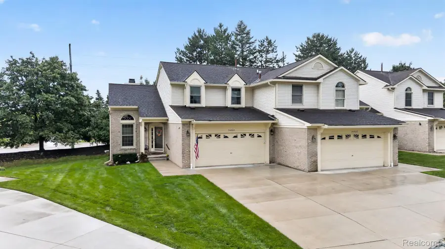 24303 Weathervane Court, Novi, MI 48374 - #2