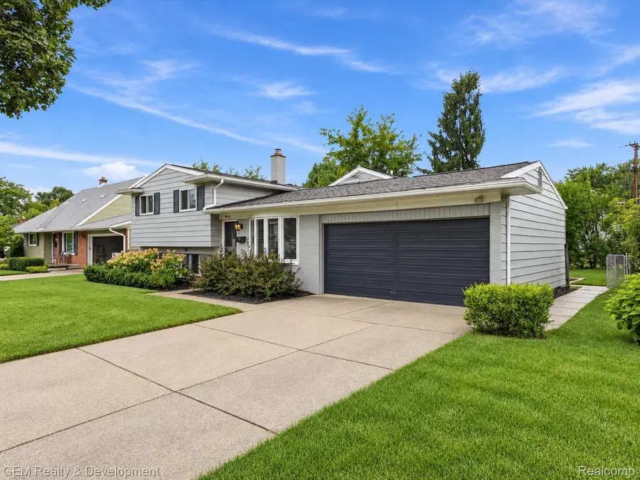 910 Virginia Street, Plymouth, MI 48170 - #3