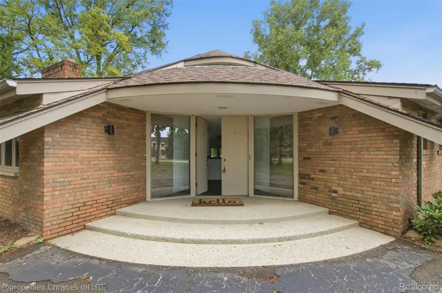 25310 Canterbury Road, Franklin, MI 48025 - #3
