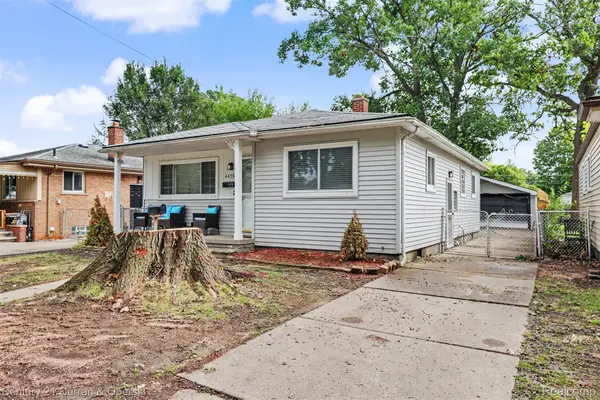 4455 Hipp Street, DearbornHeights, MI 48125