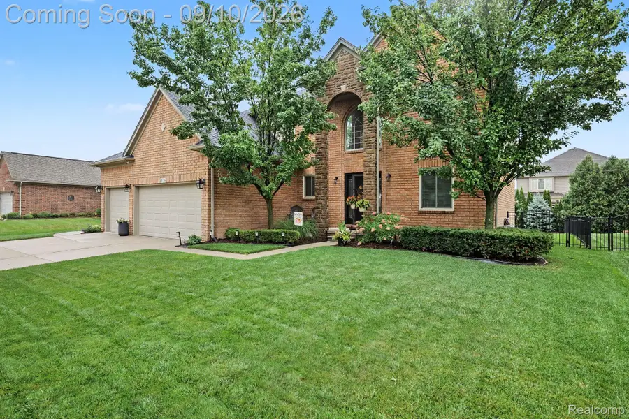 49756 Labaere Drive, Macomb, MI 48044 - #2