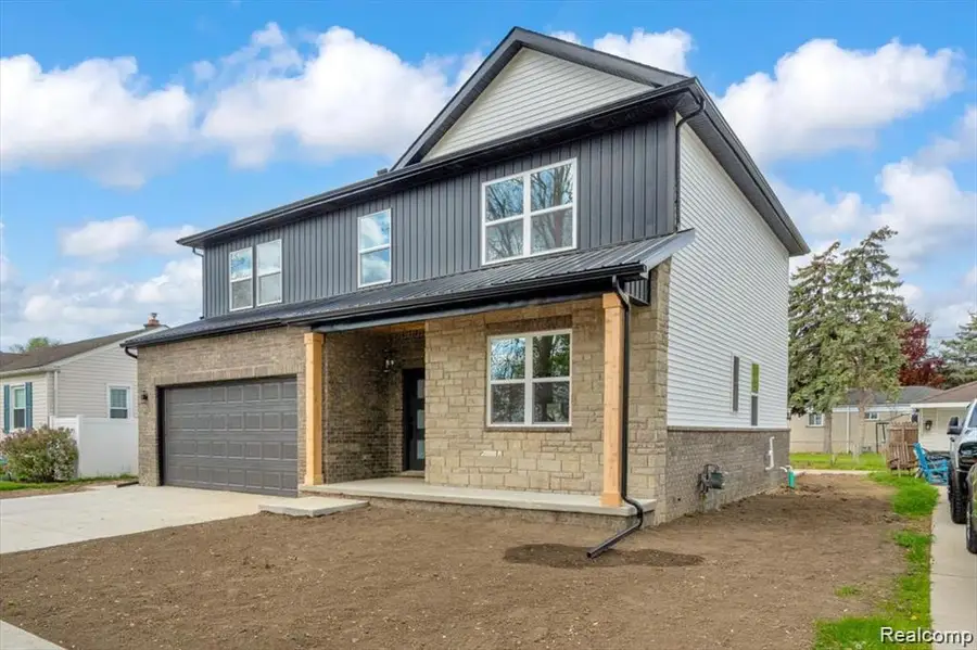 1876 Mckinley Street, Wyandotte, MI 48192 - #2
