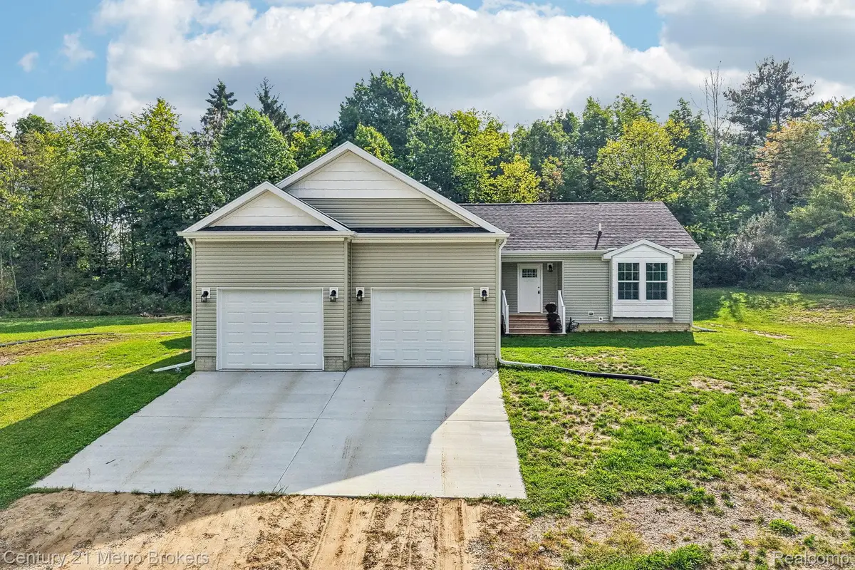 2083 Creekwood Court, Mundy, MI 48439 - #1