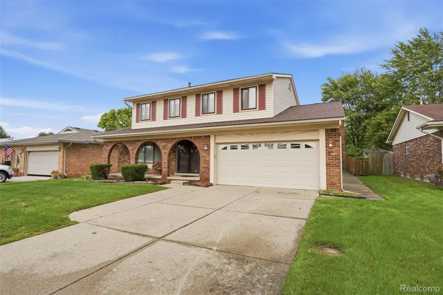 28360 Armanda Drive, Warren, MI 48088 - #2