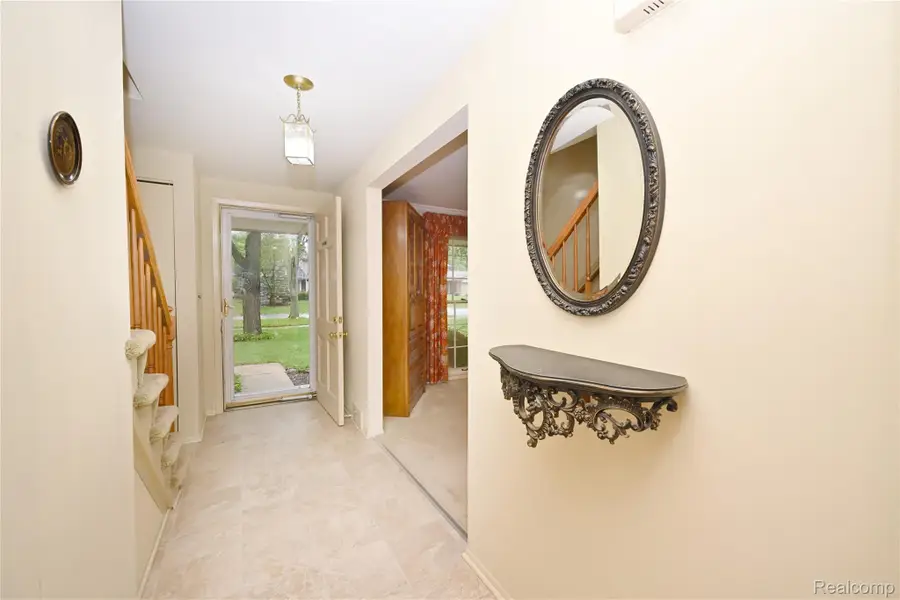 30025 Spring River Drive, Southfield, MI 48076 - #3