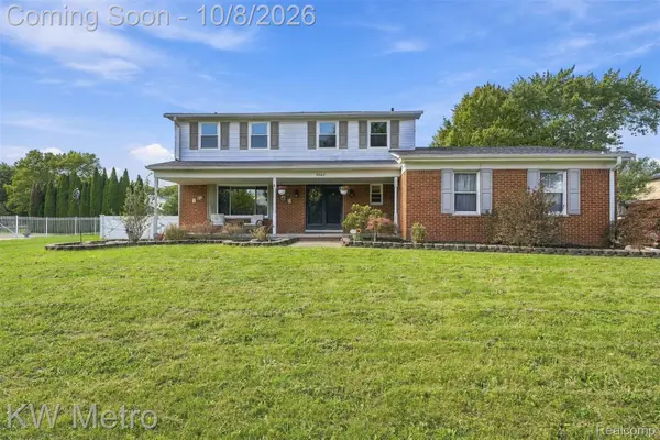 3863 Lawson Drive, Troy, MI 48084