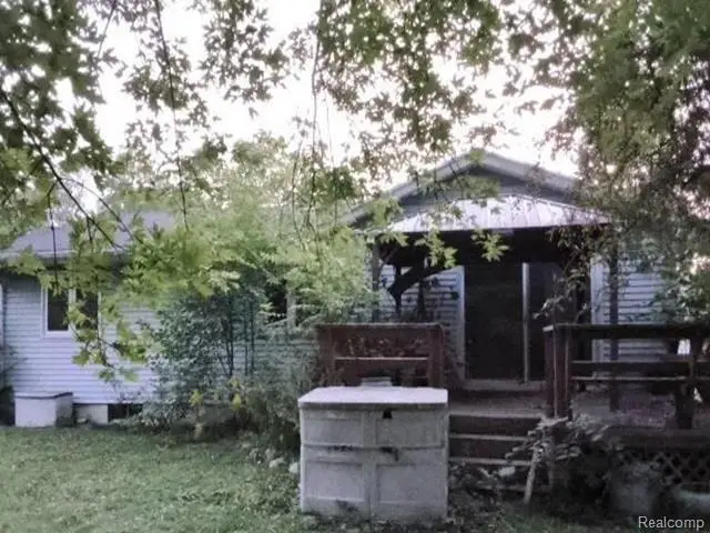 1001 S Clinton Avenue, Saint Johns, MI 48879 - #2
