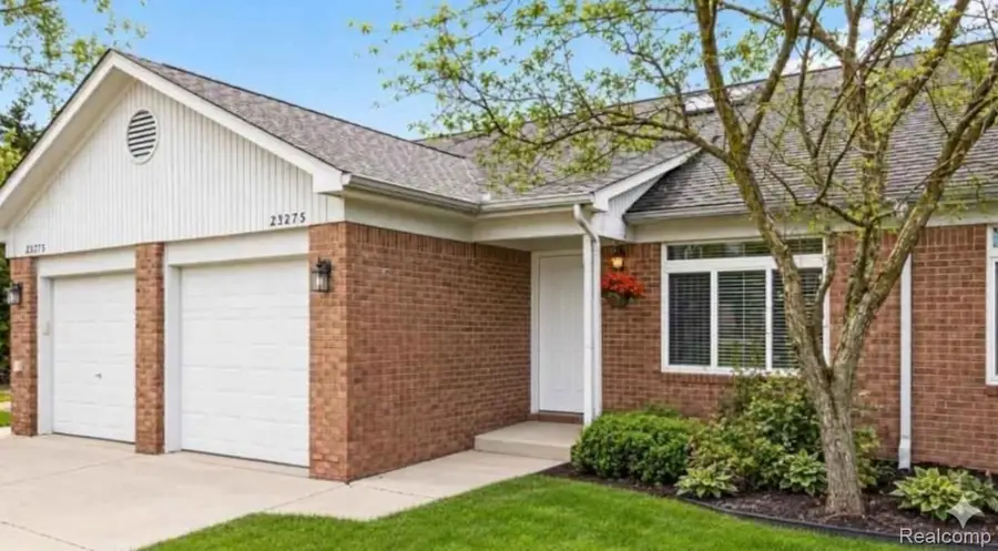 23275 Stoflet Lane, Brownstown, MI 48183 - #2