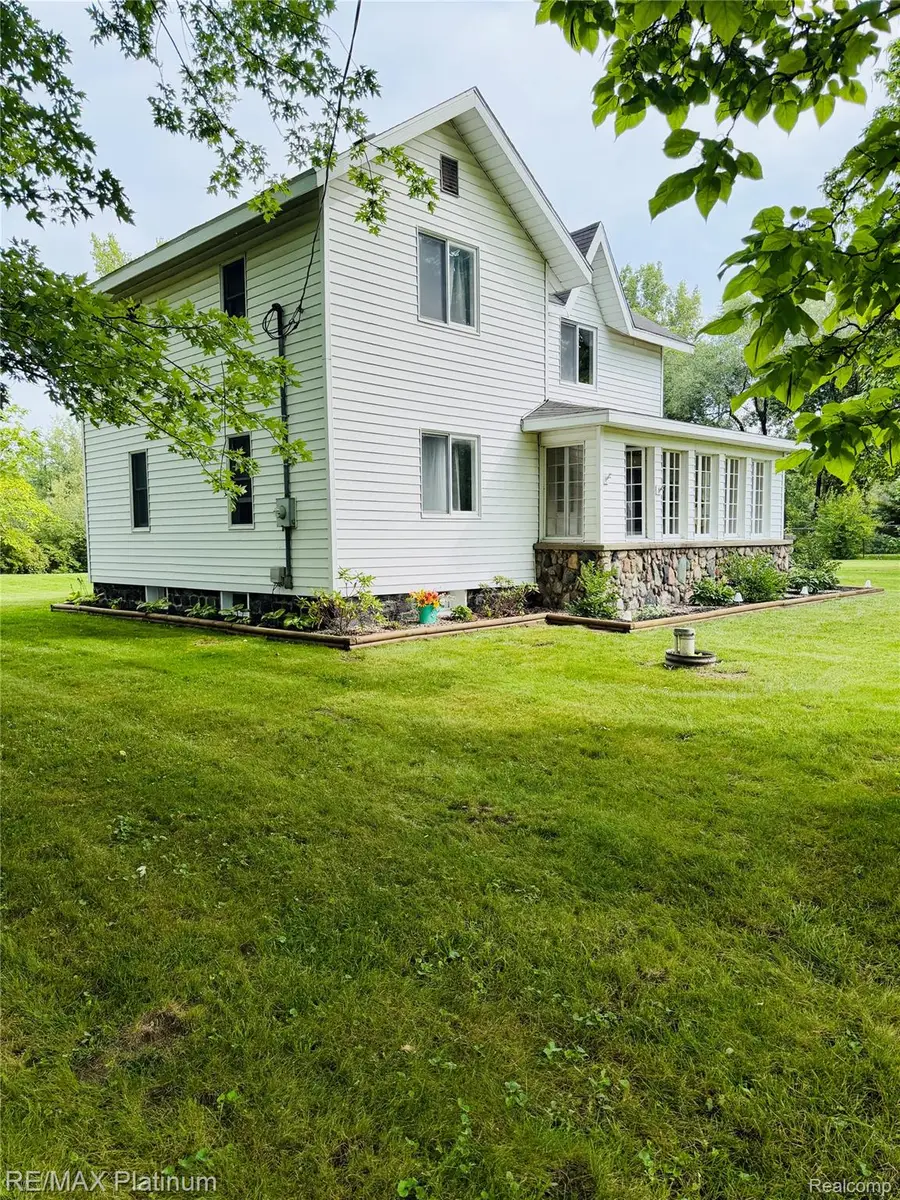 10551 E Goodall Road, Durand, MI 48429 - #2