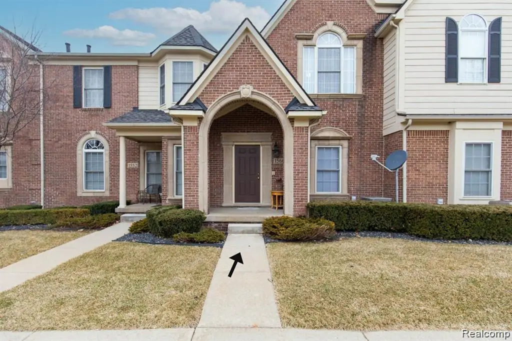 1560 W Lakeview Lane, Canton, MI 48187 - #1