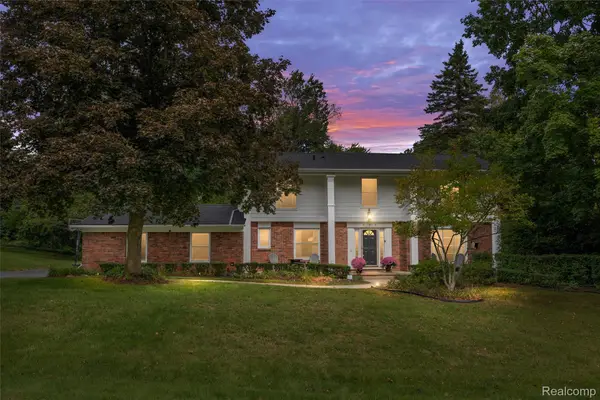 757 Foxhall Road N, BloomfieldHills, MI 48304