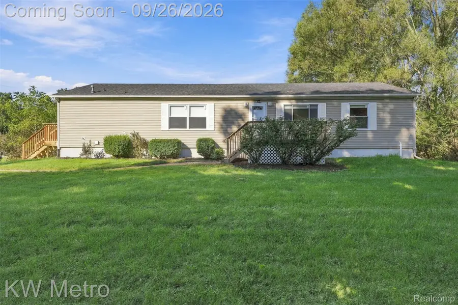 6745 Robb Road, Fowlerville, MI 48836 - #2