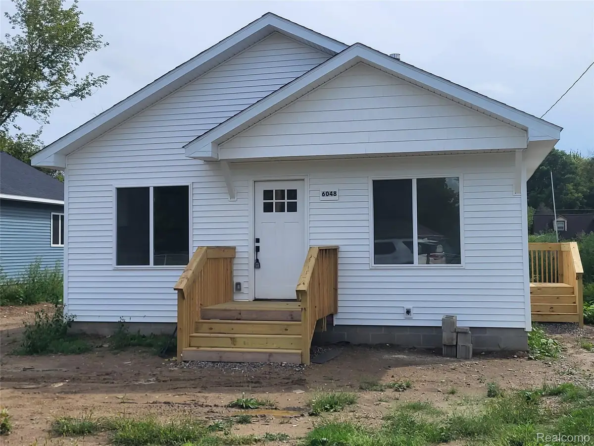 6048 Pearl Street, Burton, MI 48509 - #1